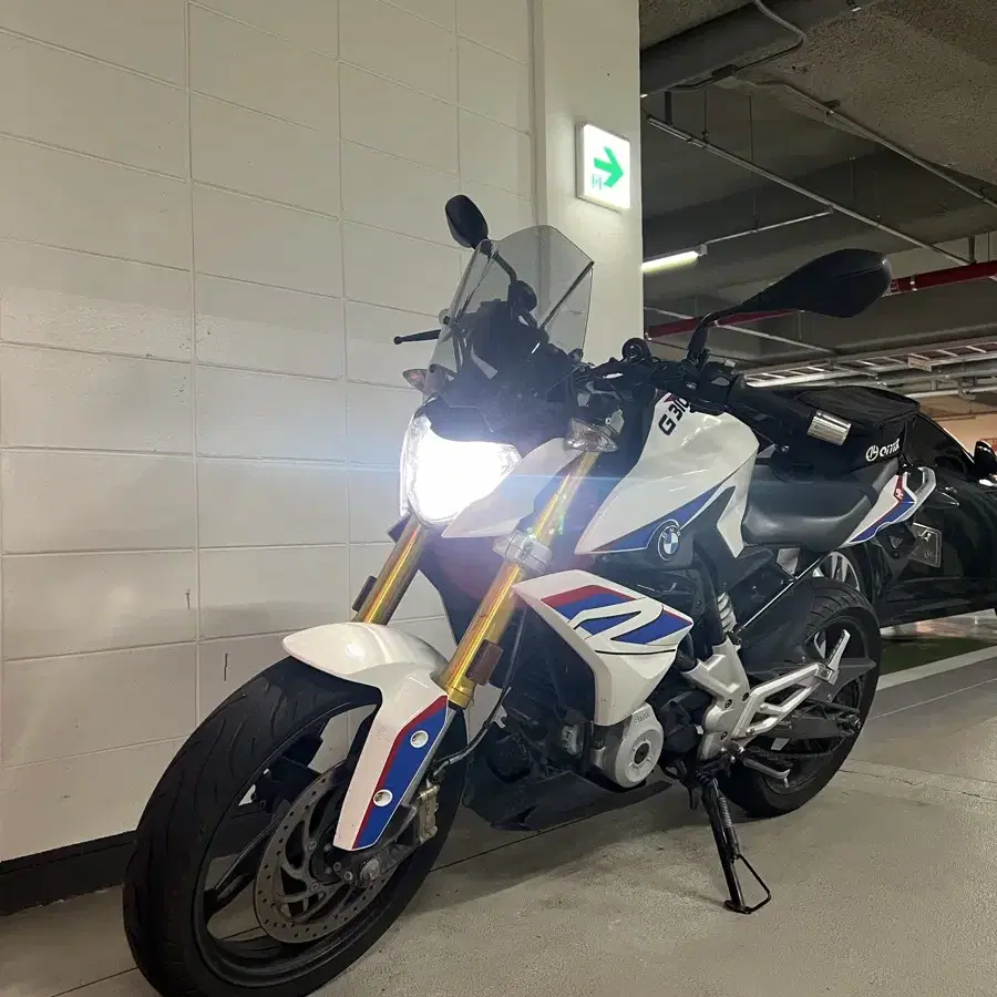 20년식 키로수 9,xxx bmw g310r