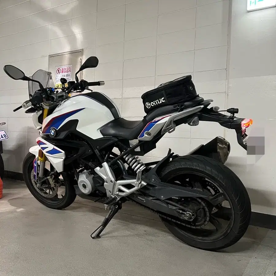 20년식 키로수 9,xxx bmw g310r