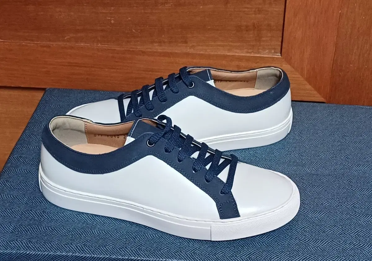 Mongsak Genuine Leather Sneakers 250 255 275 280