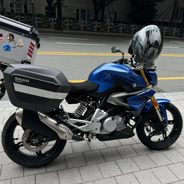 Bmw g310r 18년식 15천키로 팝니다.