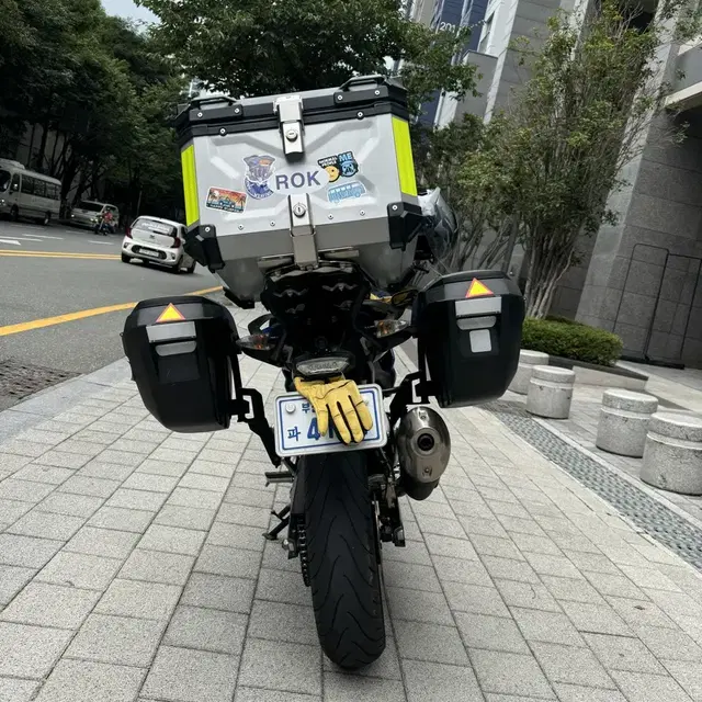 Bmw g310r 18년식 15천키로 팝니다.