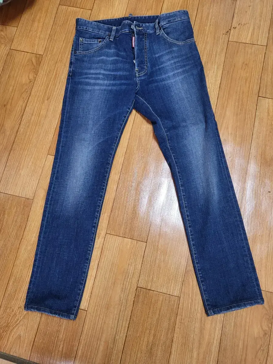 Discord 2 Jeans