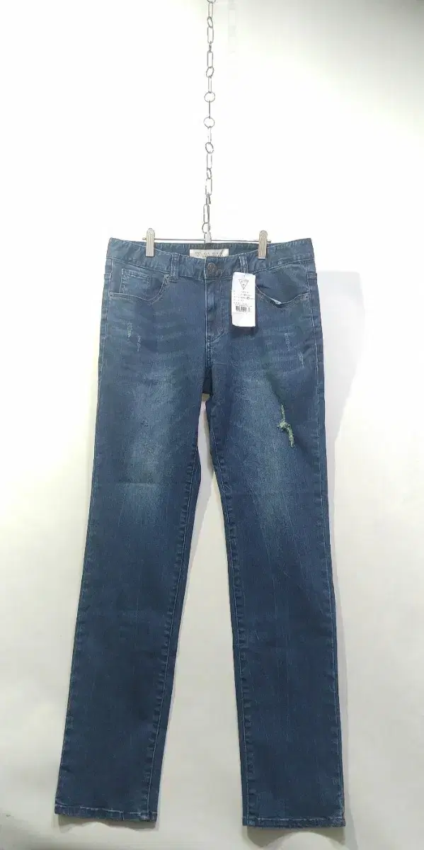 32 New Arrivals Gess Jeans Span Jeans