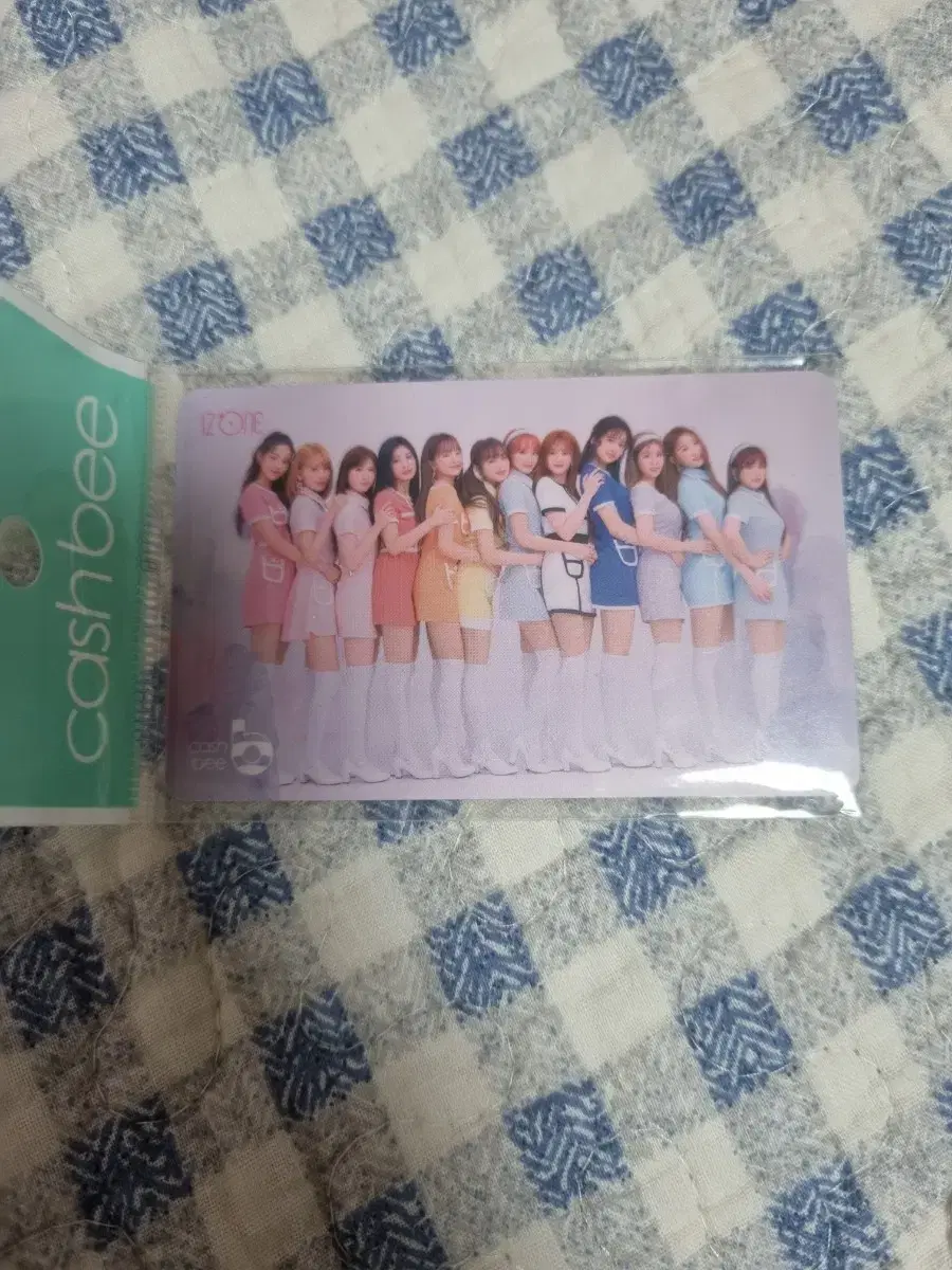 IZ*ONE Group Transportation Card