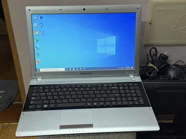 삼성 노트북 i5-8GB ram