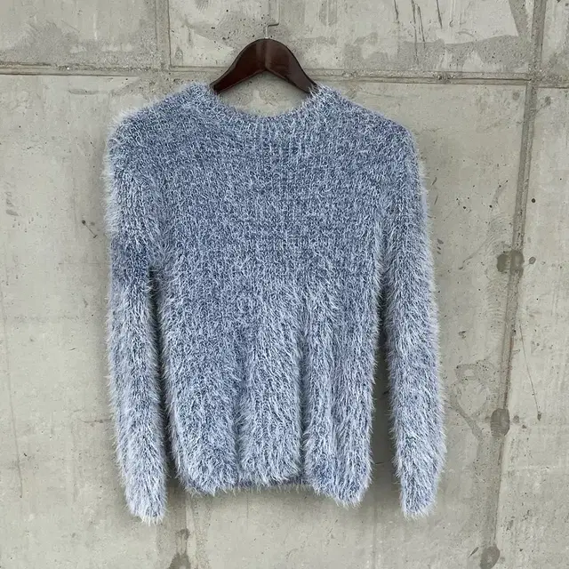 Detail heavy knit