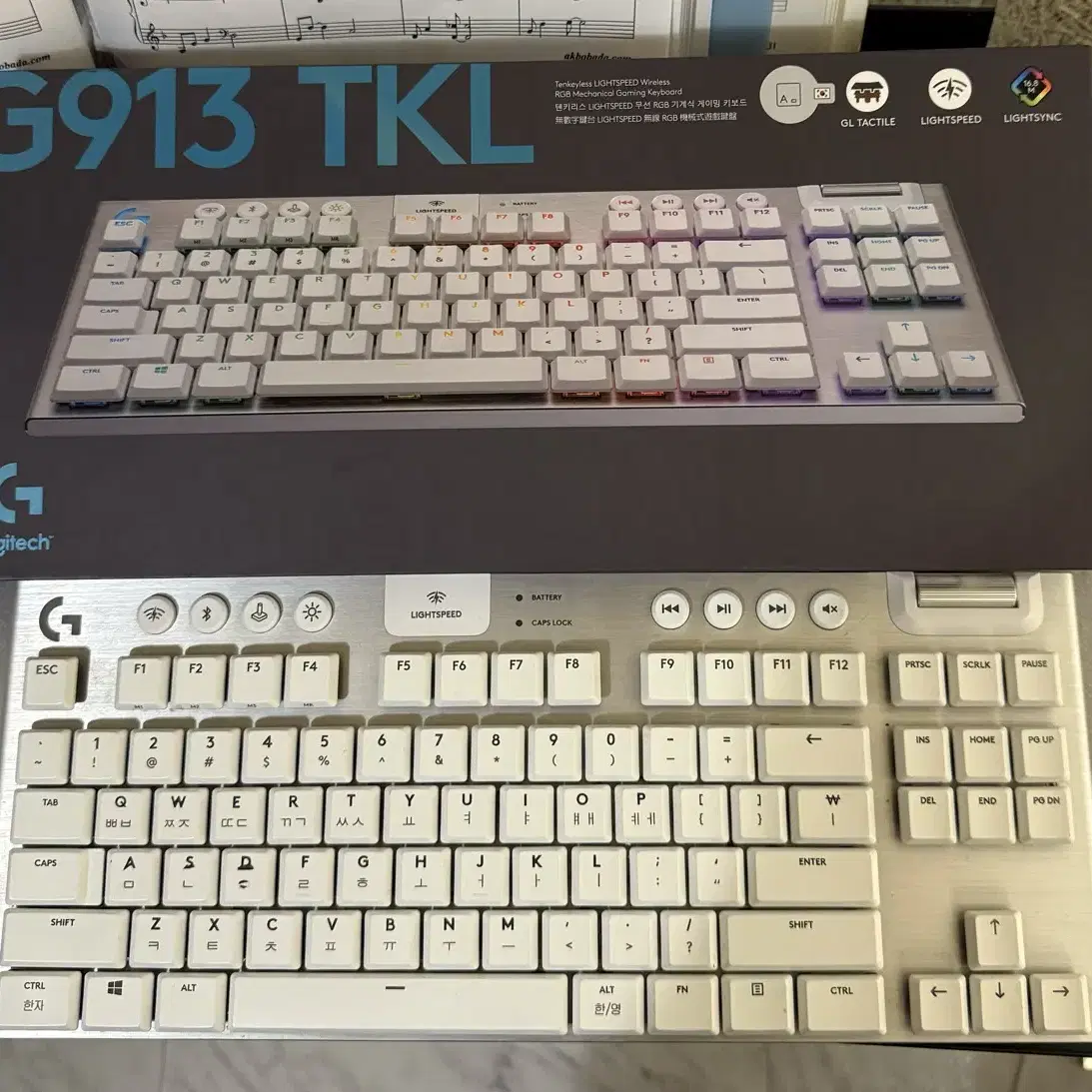 로지텍 g913 tkl 화이트 팝니다