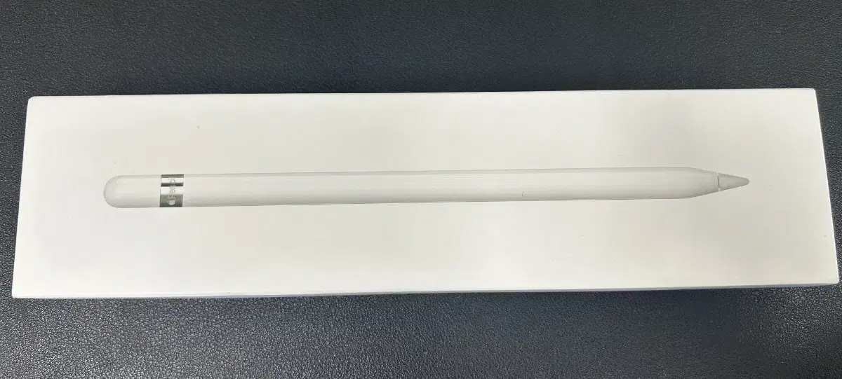 Selling a broken Apple Pencil 1st Gen Full Box