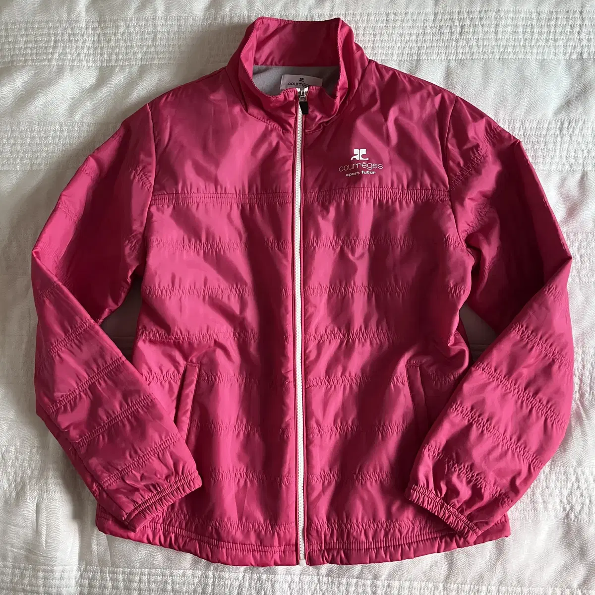 COURREGES 90's Sport Light Padding j