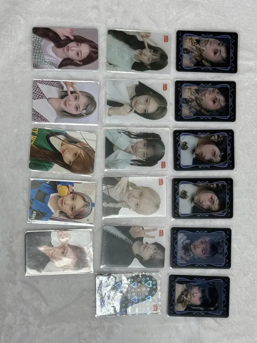 ive photocard sell!!! Please buy me.