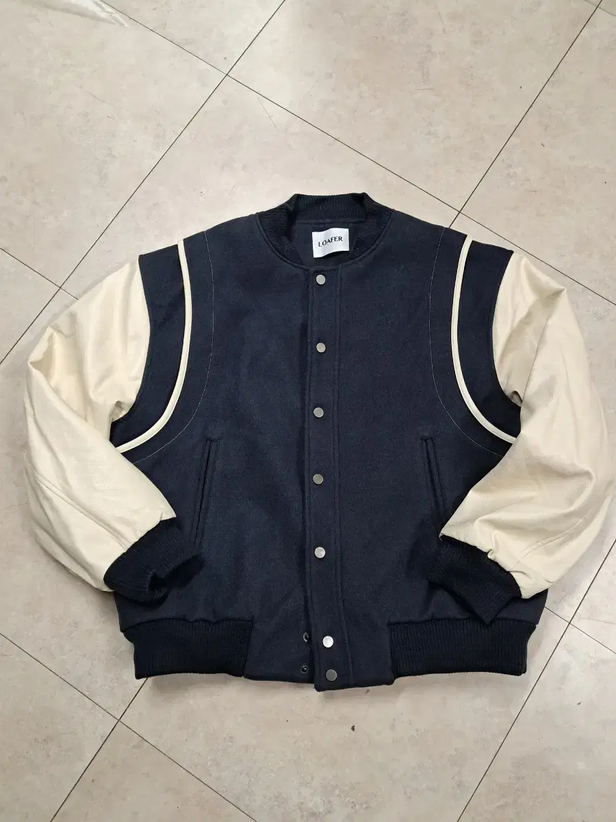 LabelArchive Style Varsity