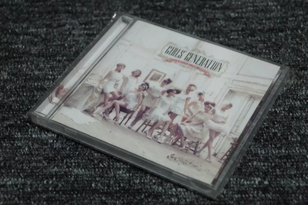 (Japanese album) girls generation First Japanese studio album