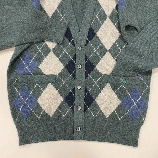 L) *Made in Scotland/ Burberry 버버리 울 가디건