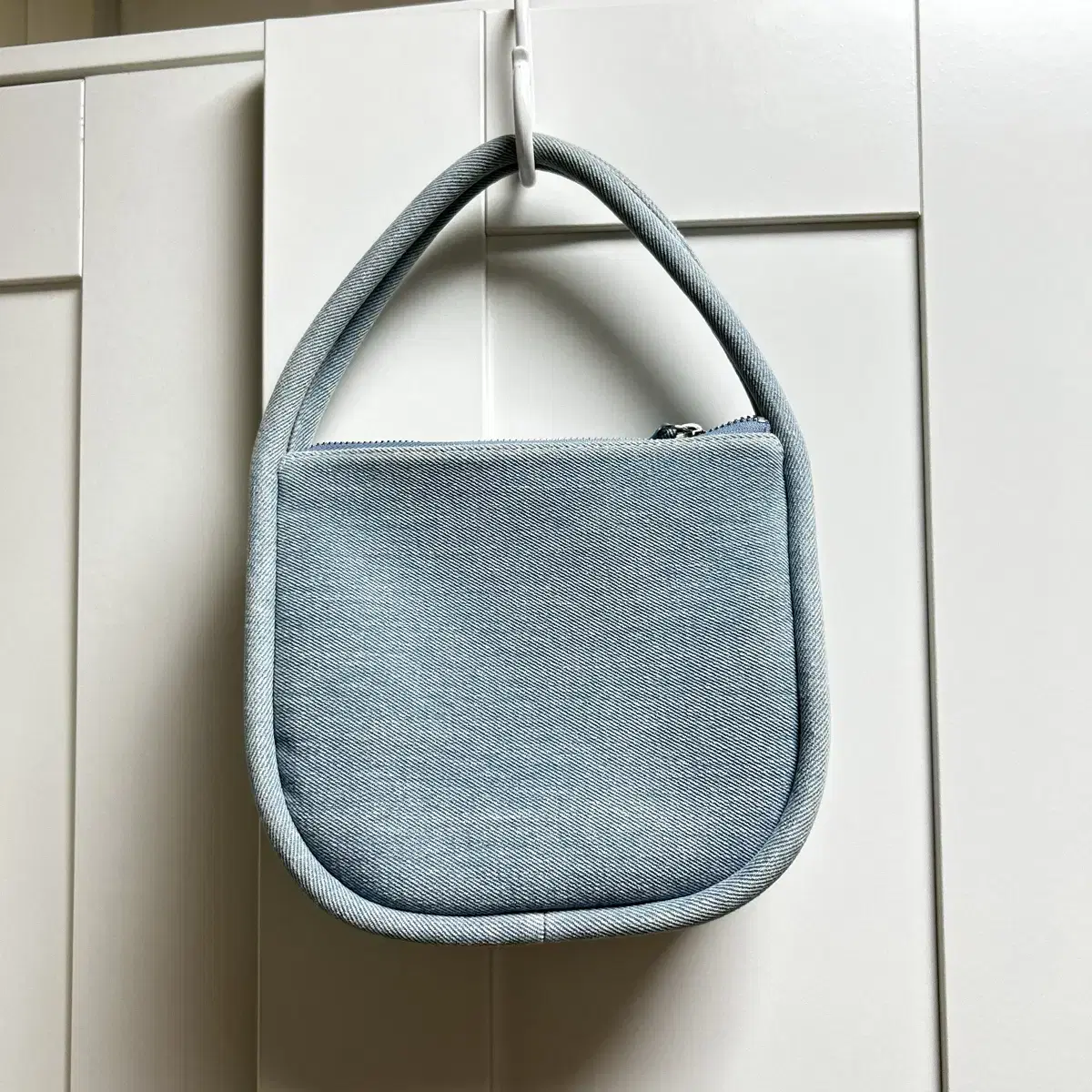 여밈 oval bag 데님