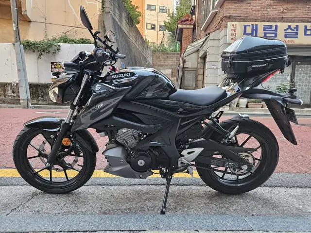 스즈키 GSX-S125 24년식 신차급 팝니다!