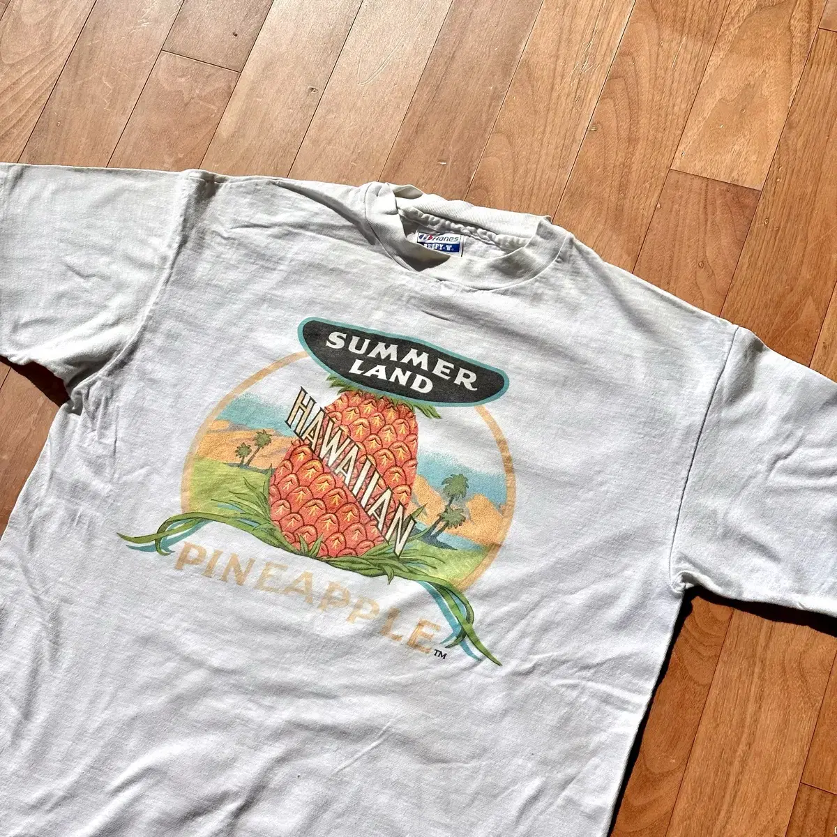 Summerland 90s T-shirt sizes 95-100