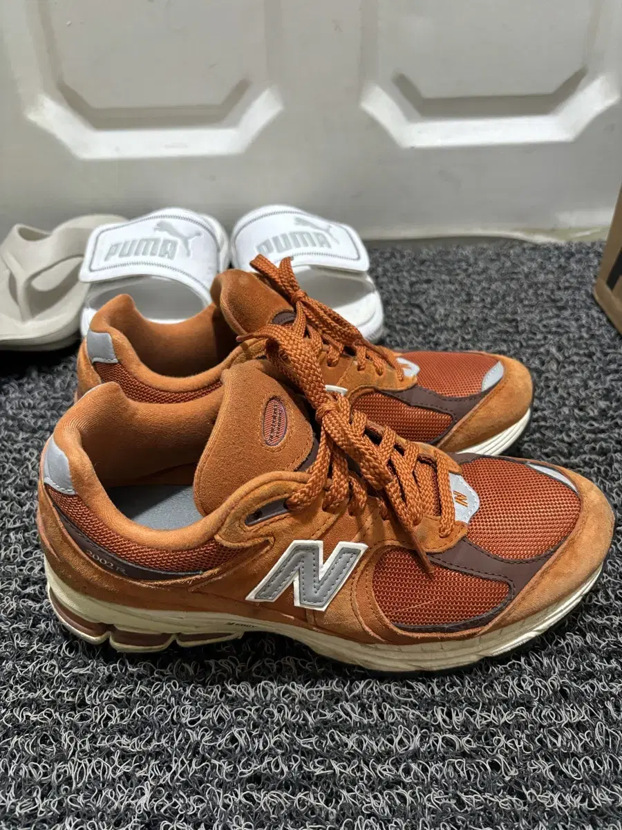 New Balance 2002RCB