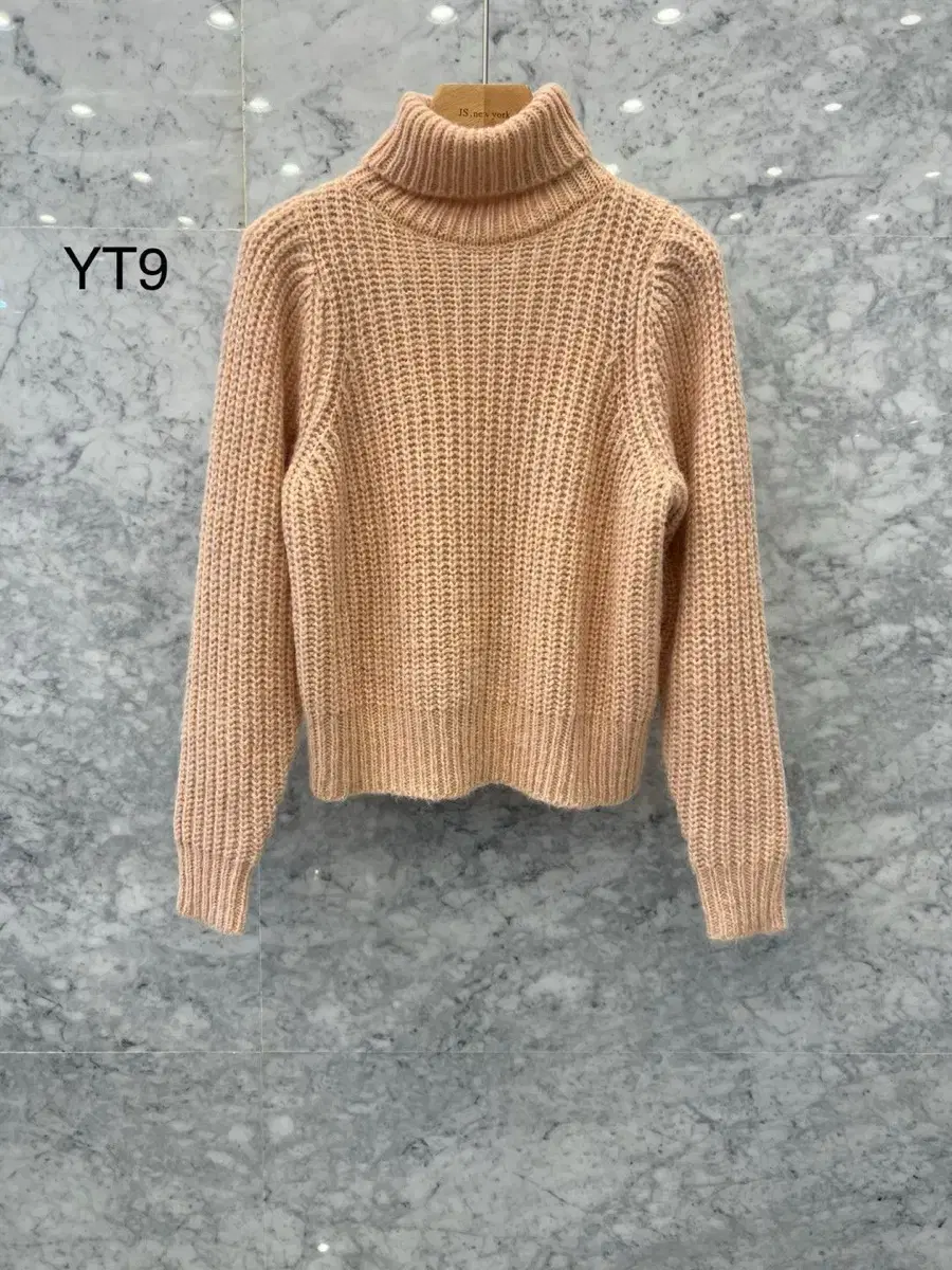 JS New York Style Sale (Same day shipping)Sold out Hachi knit pola