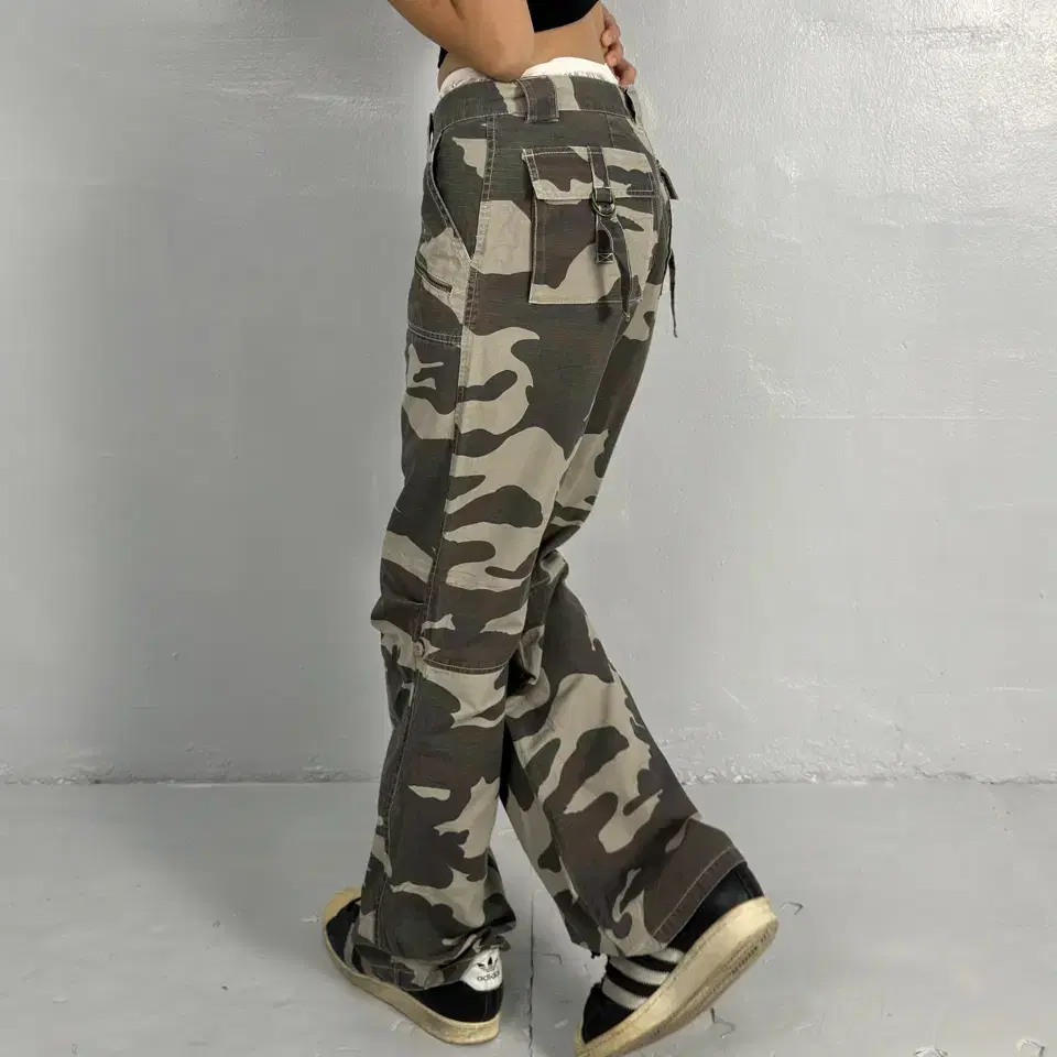 vintage camo cargo pants