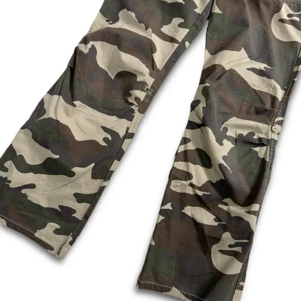 vintage camo cargo pants