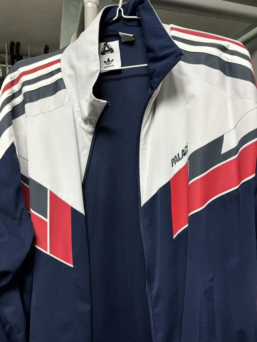 adidas Pallas Track Jacket L