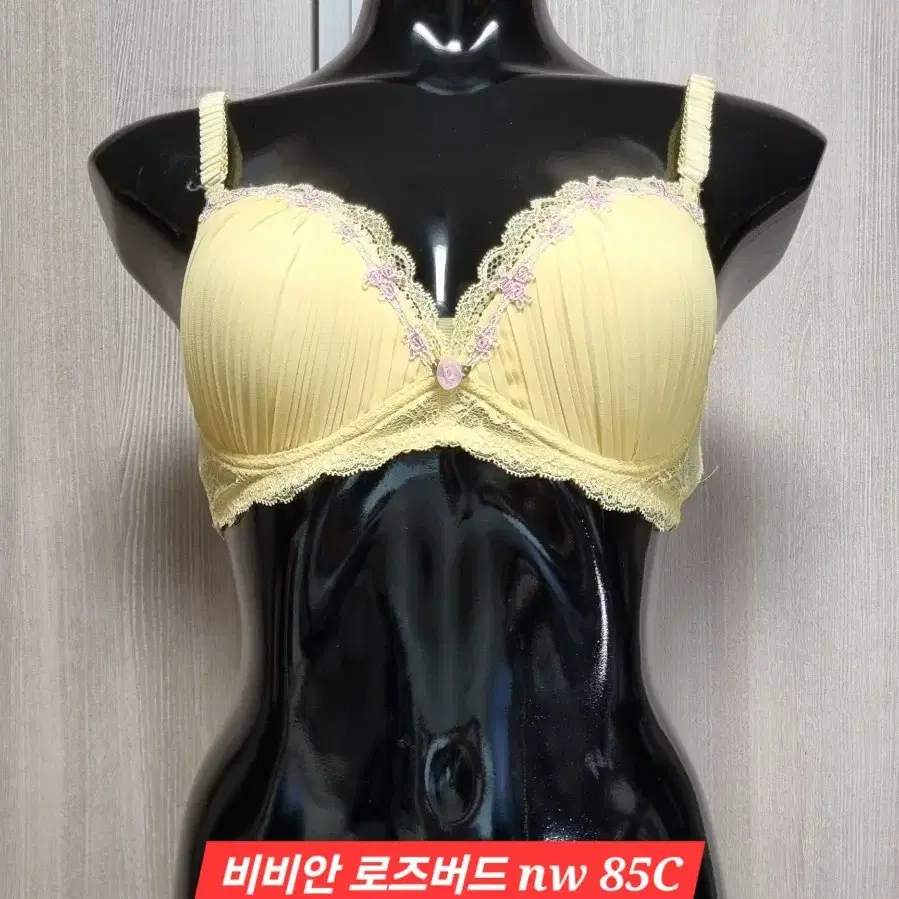 중고 여성 브라 nw 85C 비비안