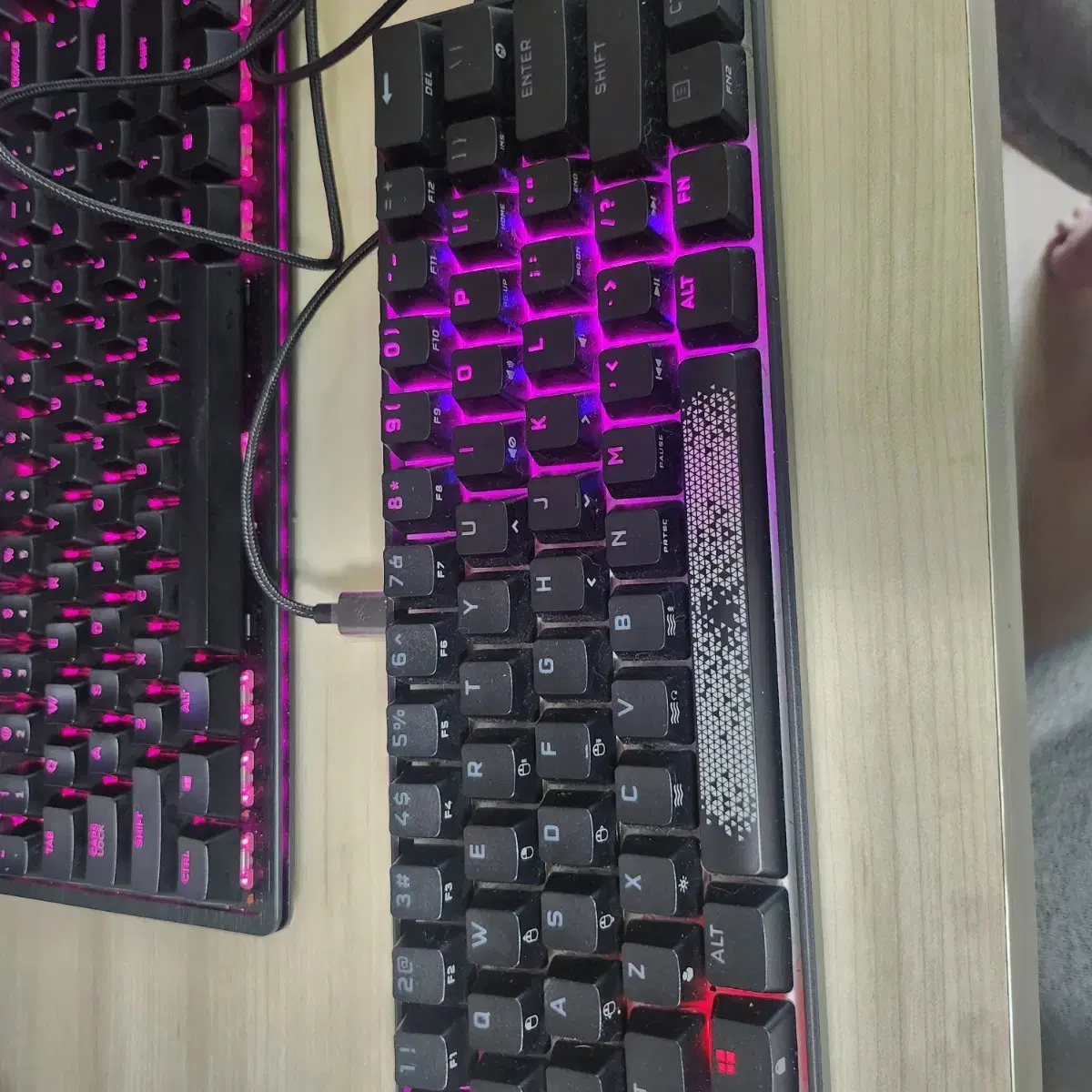 커세어 K65 rgb mini  mx speed 게임용키보드