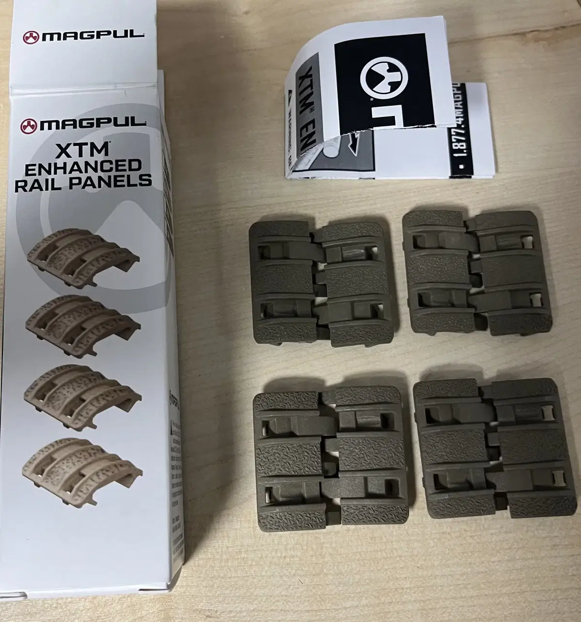 We sell MacPool XTM Rail Cover FDE.