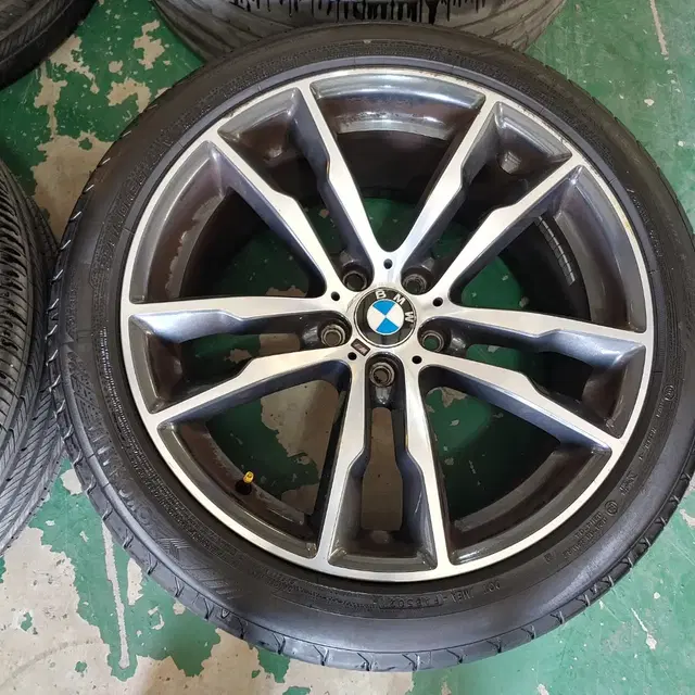 BMW F15 X5M 611M 20인치 정품 휠타이어