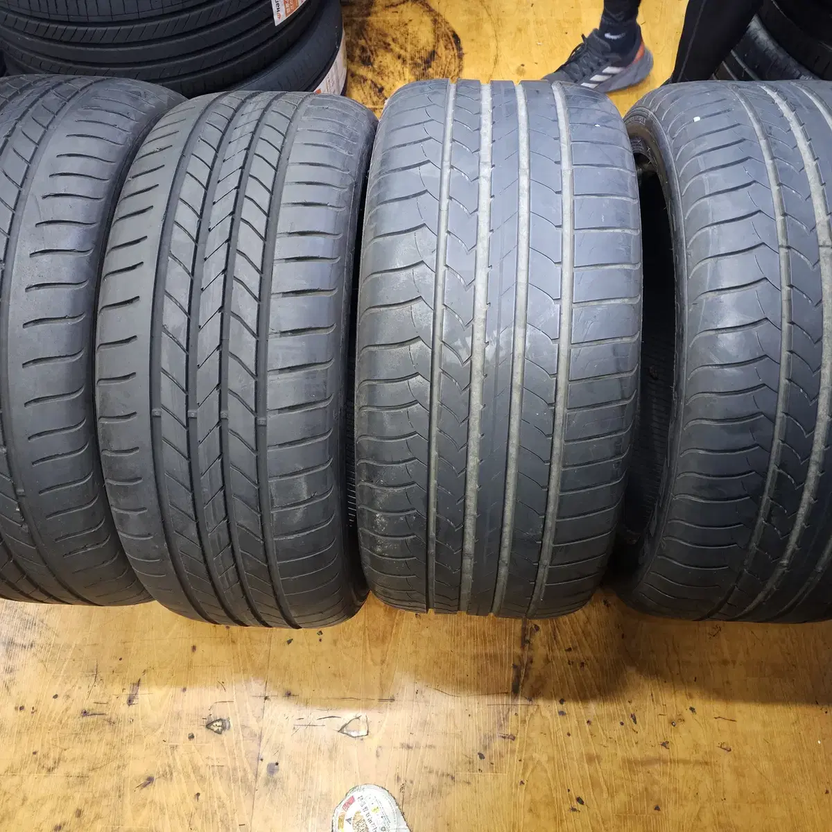 245/45R19,  275/40R19 S클래스 순정 런플랫타이어 4본