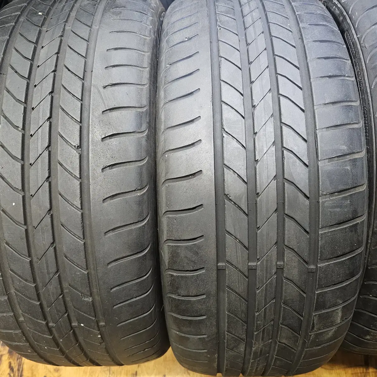 245/45R19,  275/40R19 S클래스 순정 런플랫타이어 4본