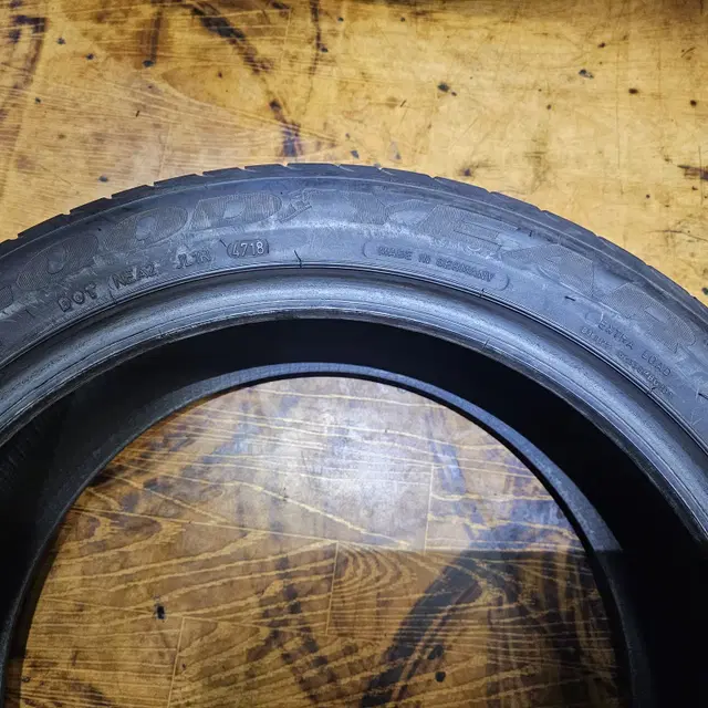 245/45R19,  275/40R19 S클래스 순정 런플랫타이어 4본