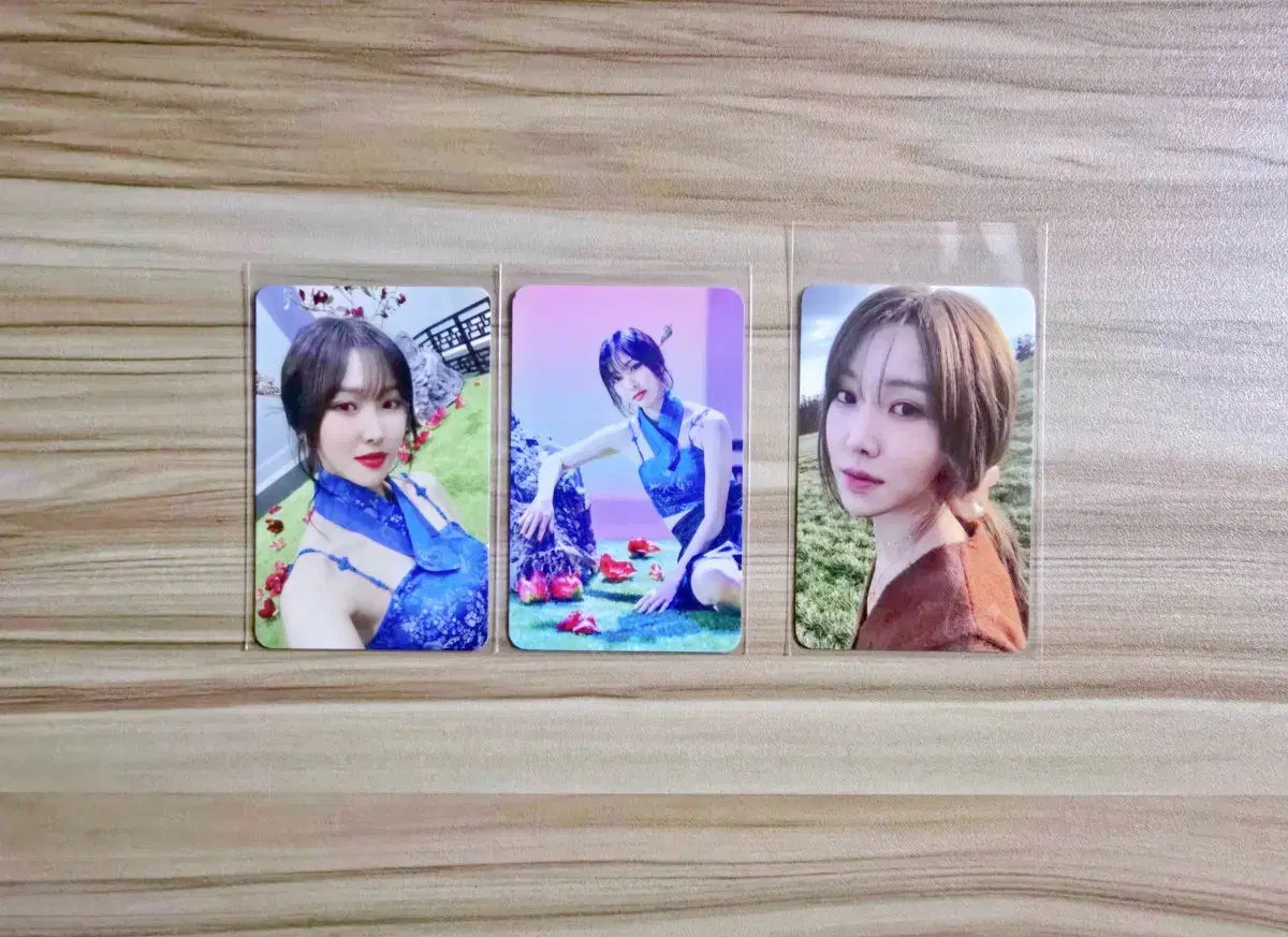 Girl group gfriend from yuju play, Without U unreleased photocard