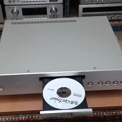 인켈 CD 플레이어 CD-7C MK2