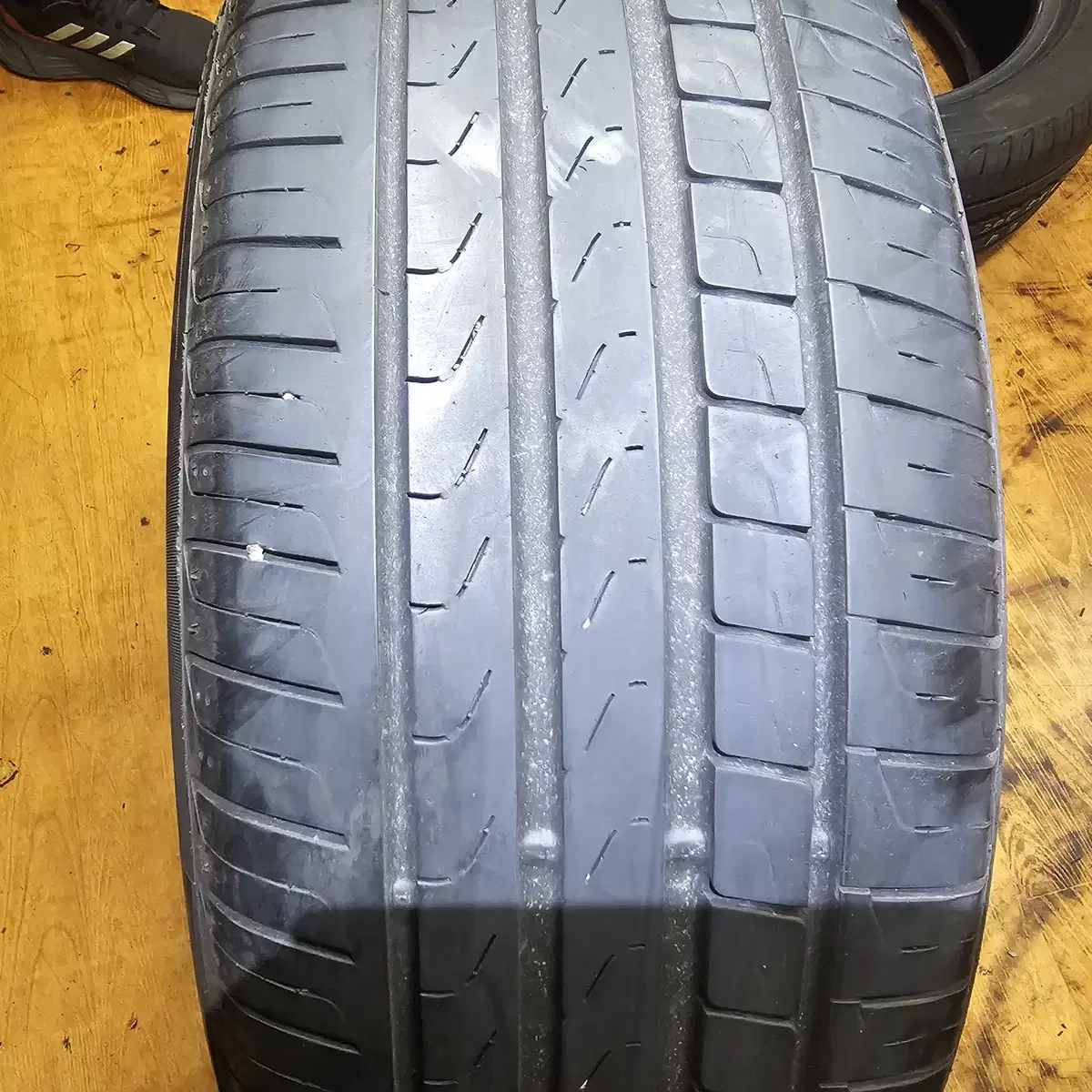 225/50R18   3GT,  X2 순정 런플랫타이어 1본 판매