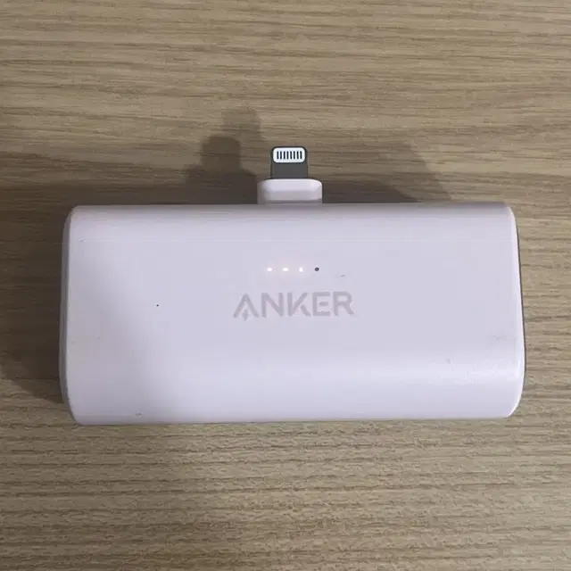 앤커 파워뱅크 도킹형 8핀 보조배터리 5000mAh 아이폰용