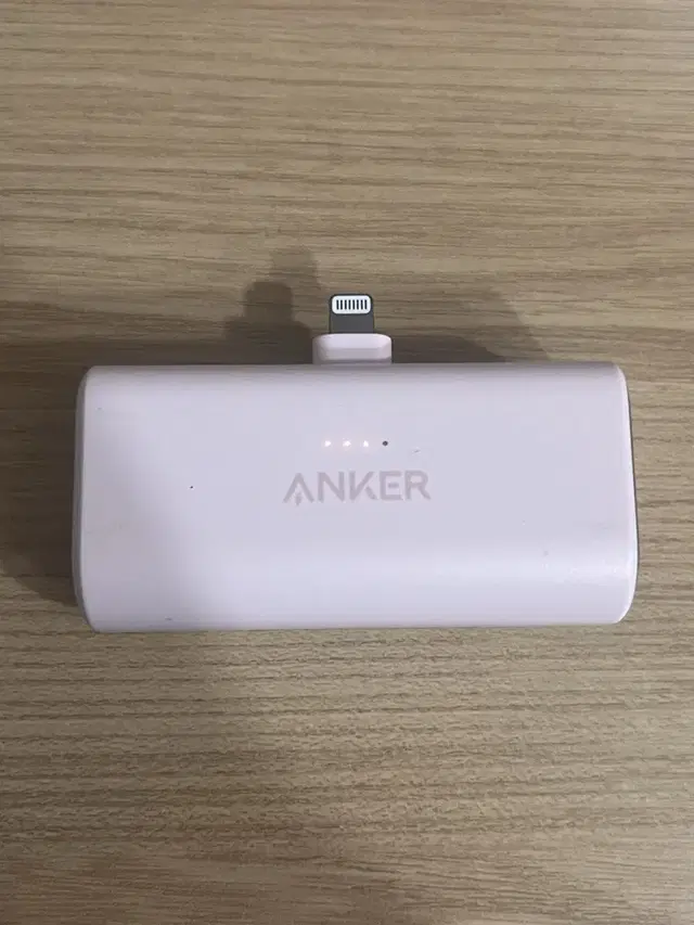 앤커 파워뱅크 도킹형 8핀 보조배터리 5000mAh 아이폰용