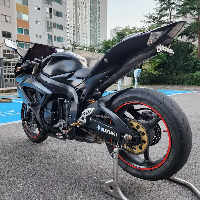 스즈키 GSX-R600 2007년식 북미판 미들급 바이크 판매합니다.