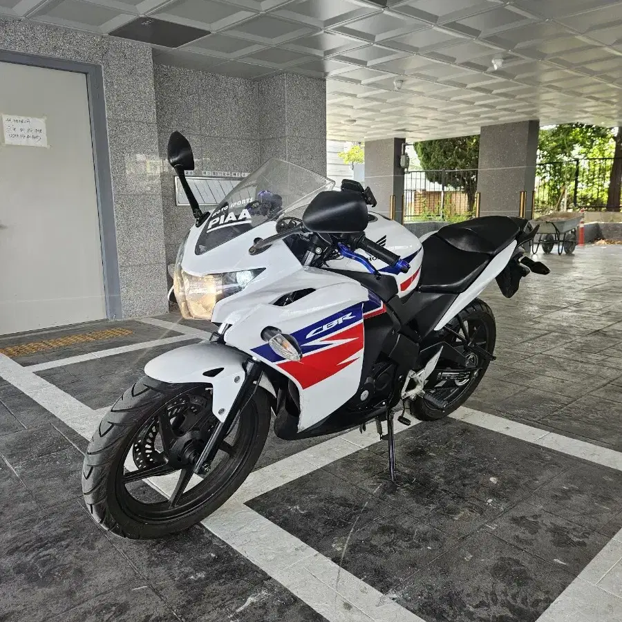 cbr125 13년식 건담