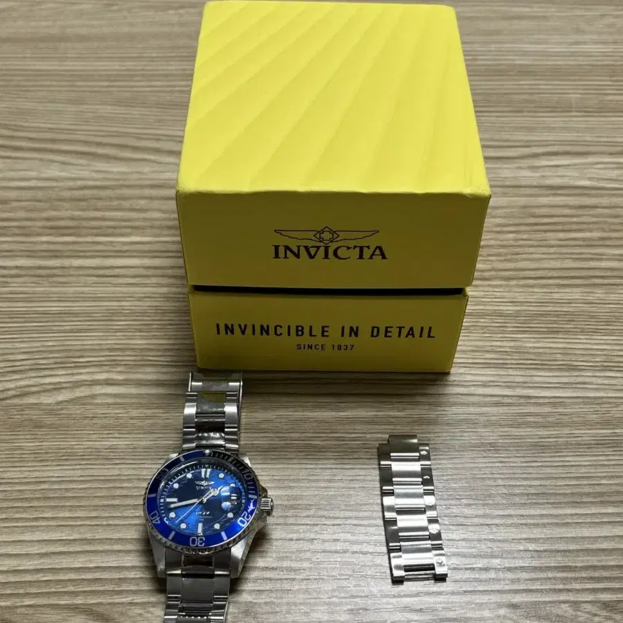 인빅타 Invicta 다이버 와치 청판