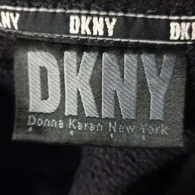 DKNY 아노락 후리스