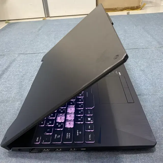 ASUS TUF 게이밍 노트북 (FX506HM-HN003) 판매합니다.