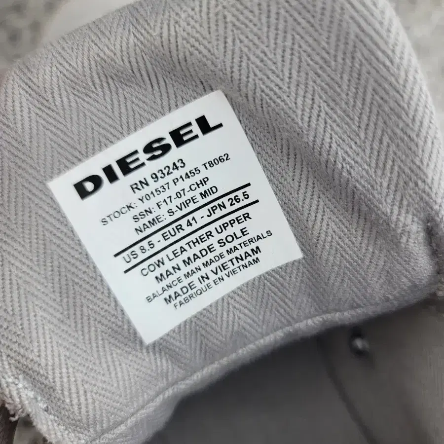 US8.5/265 ] DIESEL 디젤 하이탑 스니커즈 / 실착 1~2회