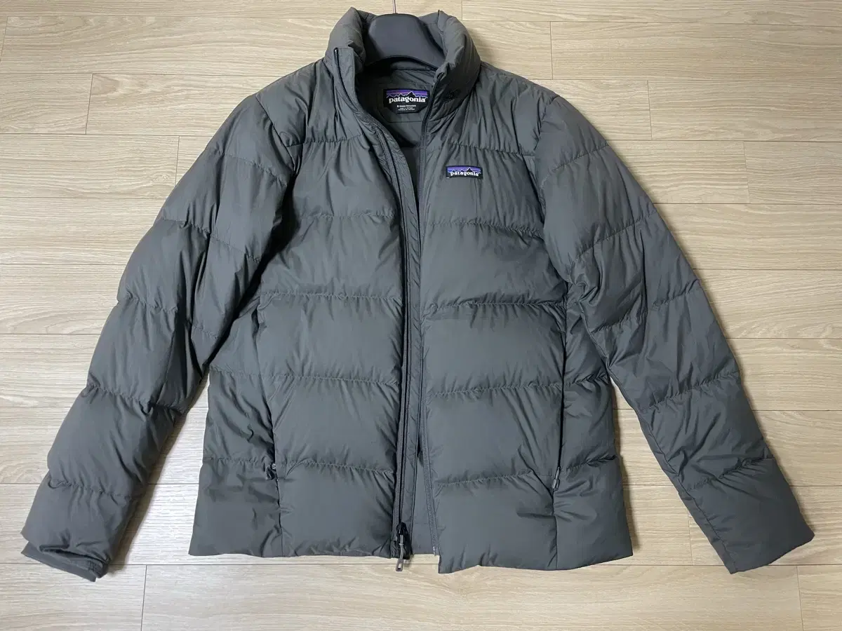 Patagonia Silent Padded Forge Grey Color S