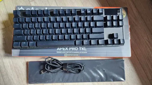 apex pro tkl 2023 유선