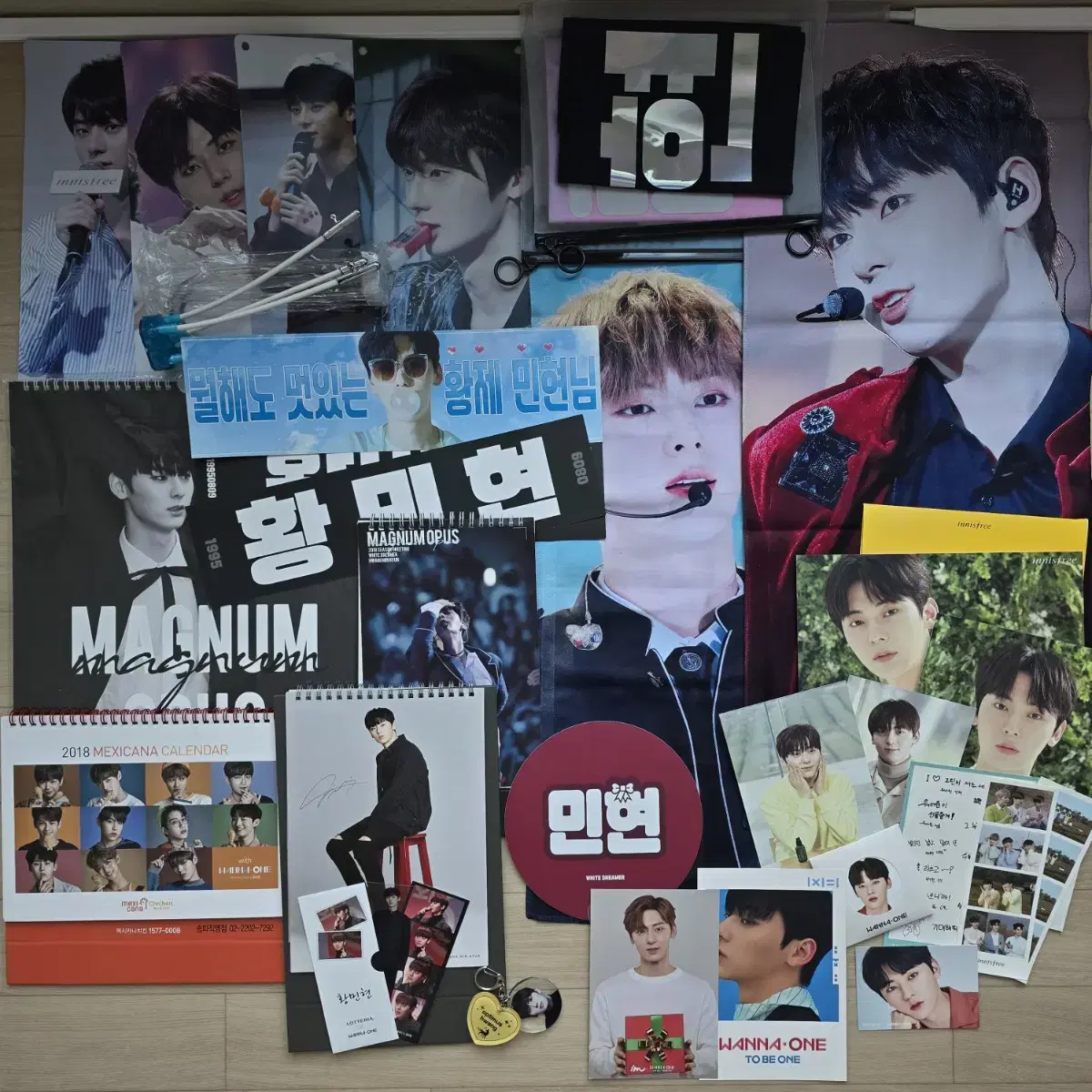 Wanna One hwang minhyun official goods unofficial goods bulk minhyun NU'EST