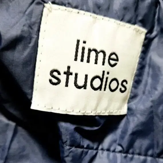 새상품급) lime studios 하프 패딩 코트 판매합니다