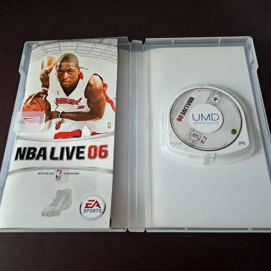 PSP NBA LIVE 06 정발 영문