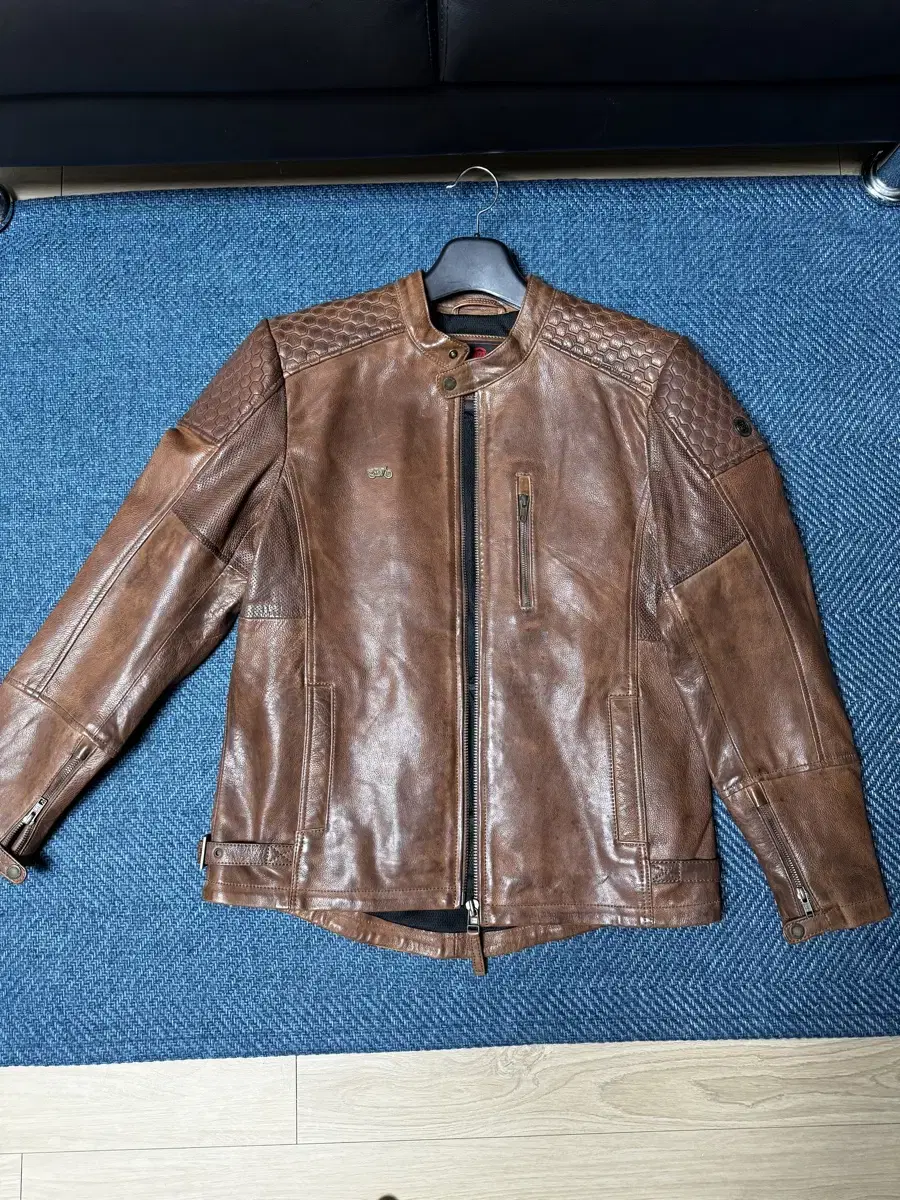 (L) Royal Enfield Leather Jacket