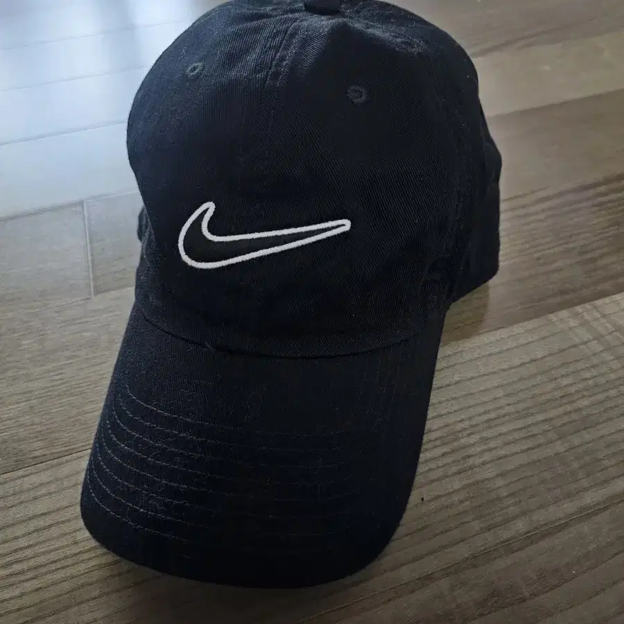 정품) nike 나이키 로고 자수 볼캡 블랙